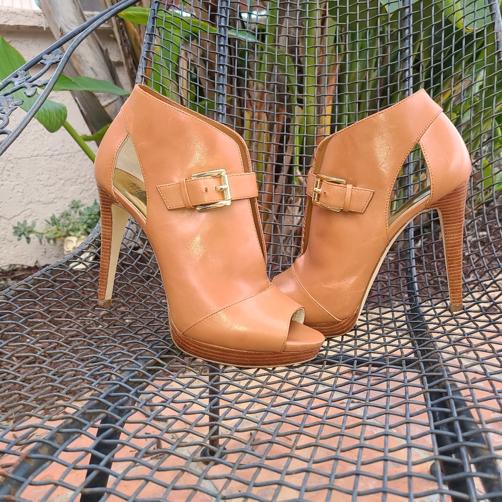 Michael Kors platform heels